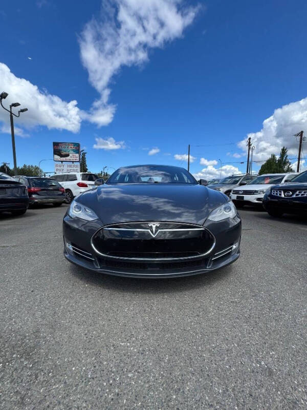 tesla model s 2015 5YJSA1E25FF118450 image tesla model s 2015 5YJSA1E25FF118450 image